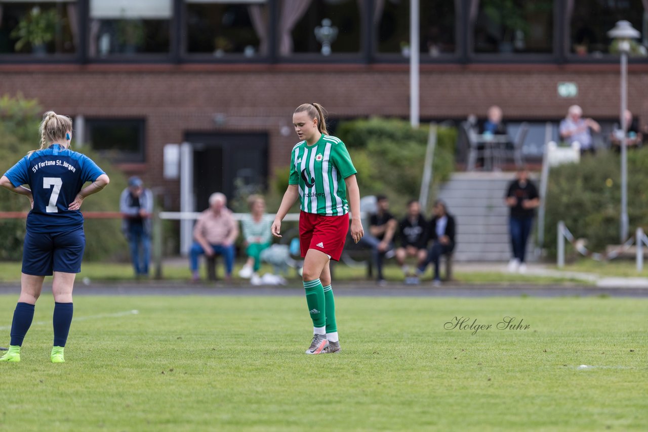 Bild 88 - F SV Boostedt - SV Fortuna St. Juergen : Ergebnis: 2:1